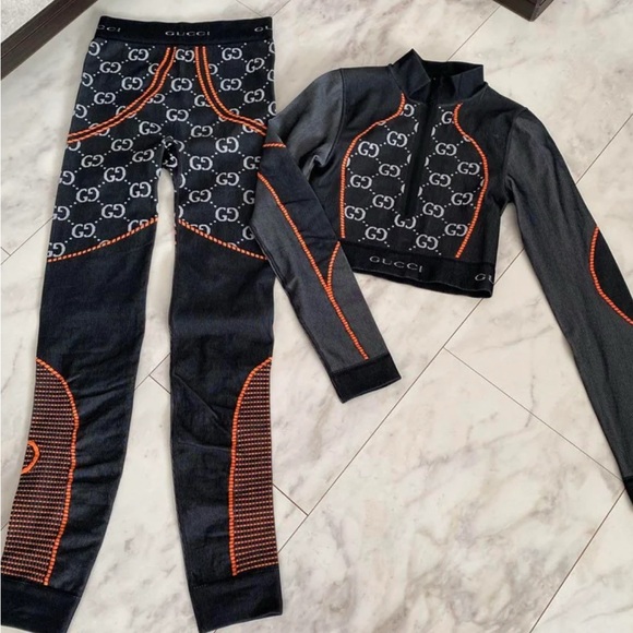 Gucci logos stretch set jacket 482 & leggings $482 each super stretchy new M. - Picture 14 of 14